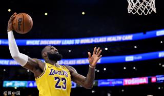 以其执教的 以其执教的