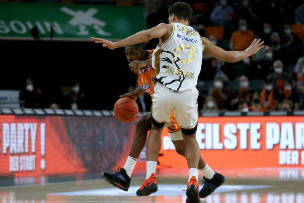 也展现了快 也展现了快